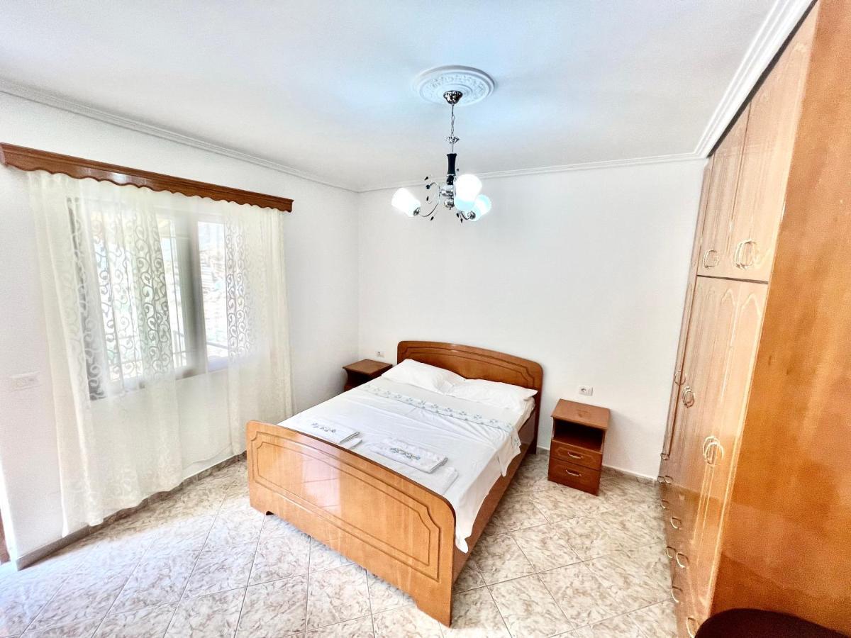 Coral Guesthouse סרנדה מראה חיצוני תמונה