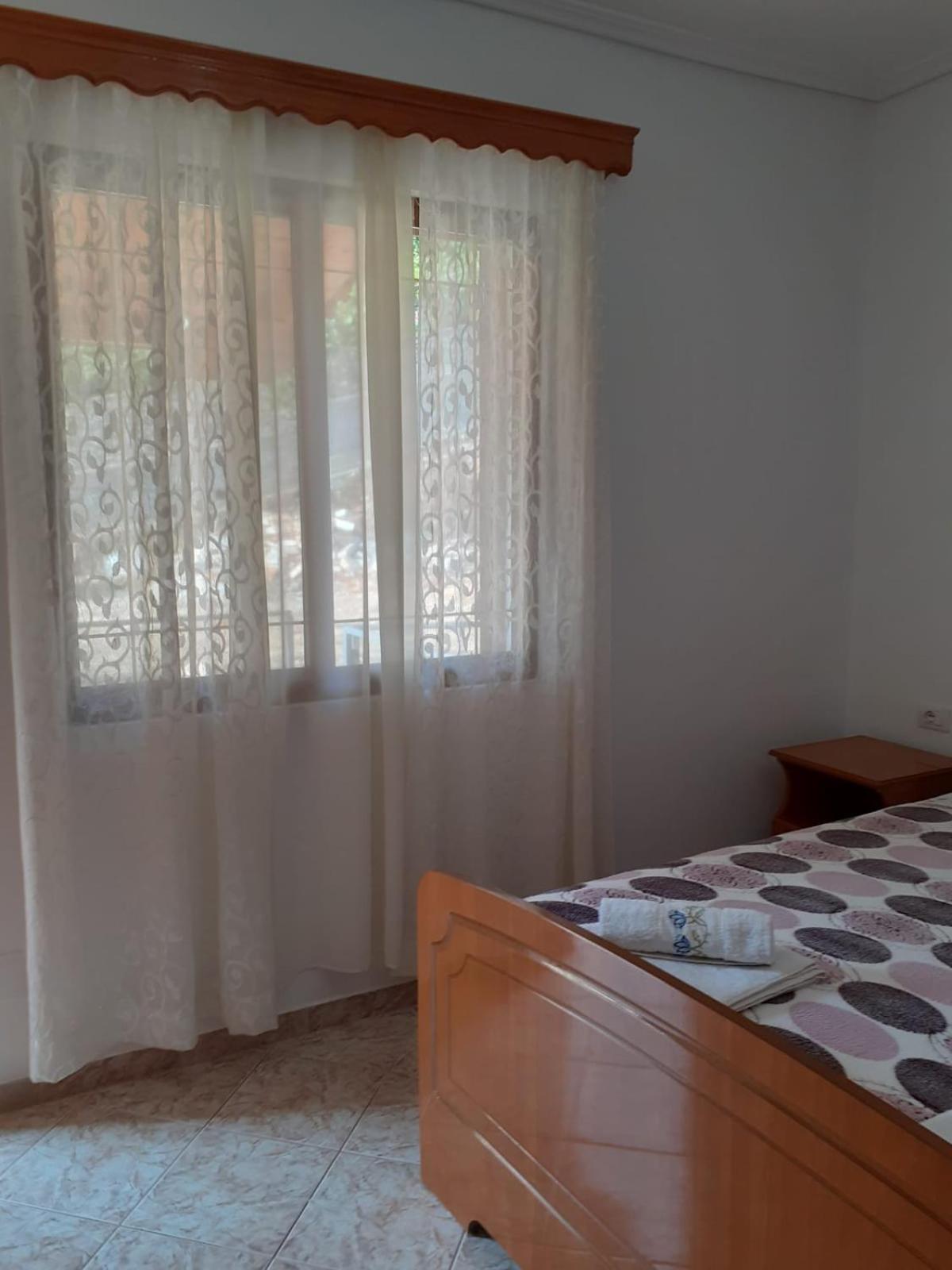 Coral Guesthouse סרנדה מראה חיצוני תמונה