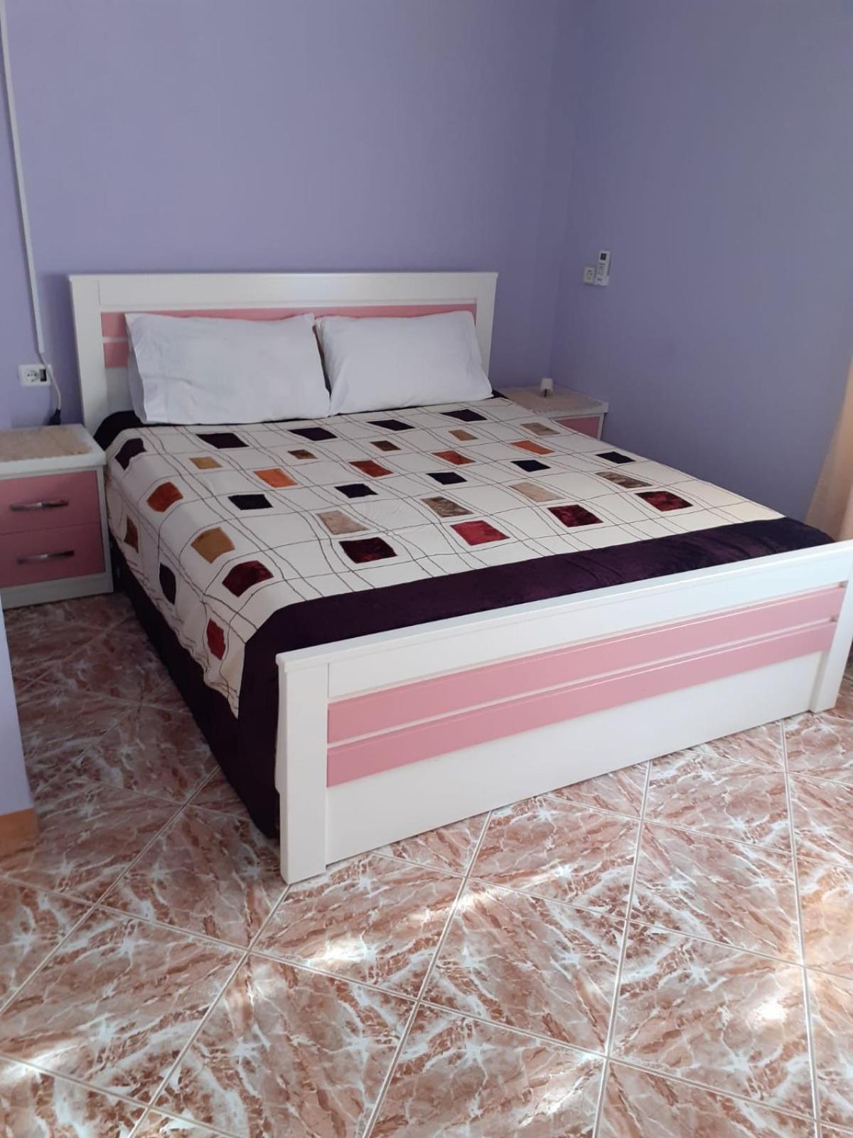 Coral Guesthouse סרנדה מראה חיצוני תמונה