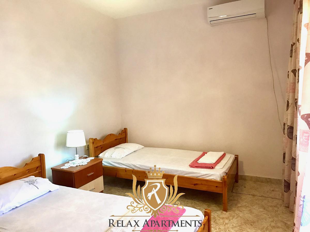Coral Guesthouse סרנדה מראה חיצוני תמונה